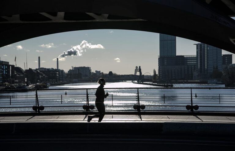 Jog 4960507 1920 – Roter Stern Berlin