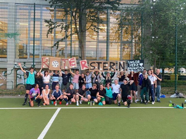 Freundschaftsspiel, 20.06.2023, THC Franziskaner*innen vs. RSB FLINTA, Endstand: 1-1 – Roter Stern Berlin