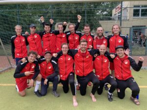 SG Fußball: Neue Trainingsanzüge sind eingetroffen – Roter Stern Berlin